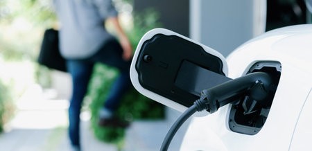 汽車充電樁行業的賺錢商機揭秘