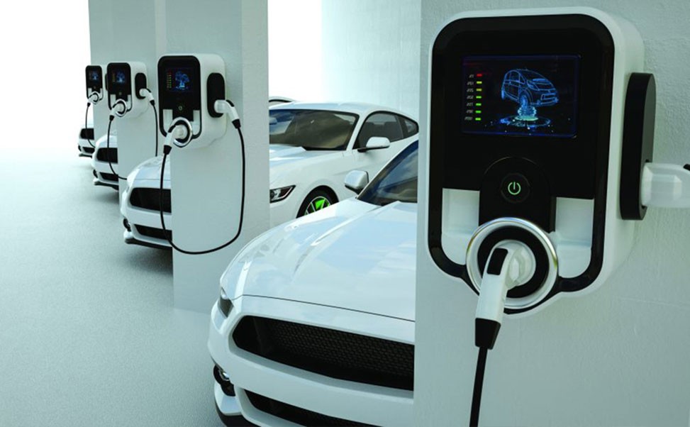 電動汽車充電樁市場熱度與安全性分析